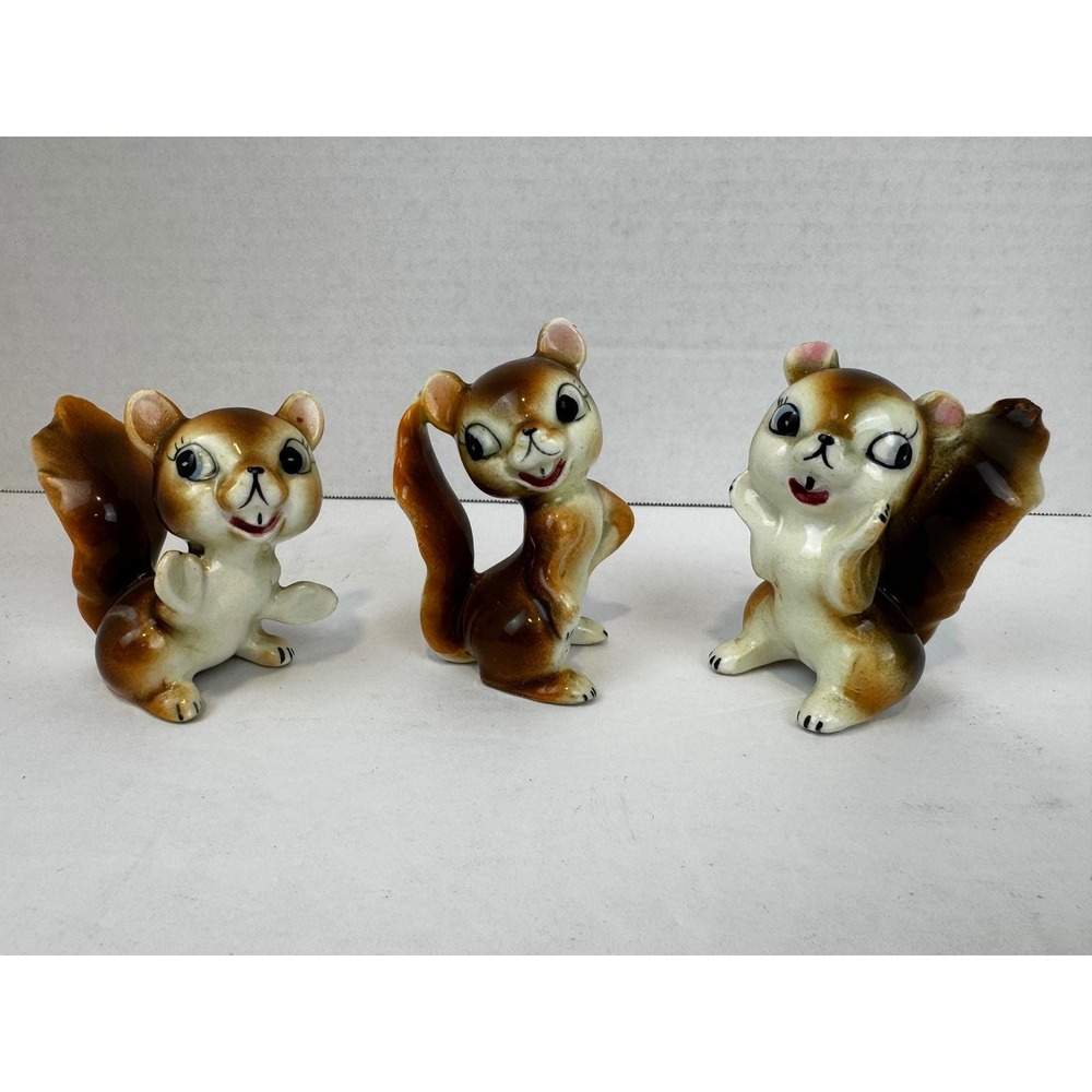 Vintage Ceramic Squirrel Figurines Set of 3 Brown Cream Mid Century Kitsch 3in